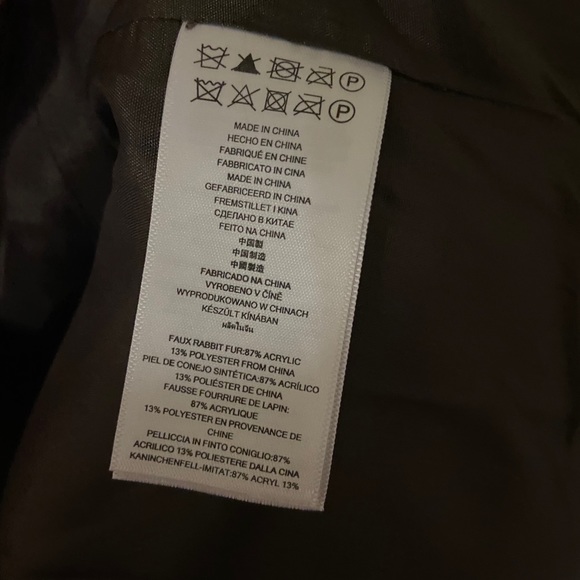 Michael Kors faux rabbit fur vest size small - Picture 4 of 4